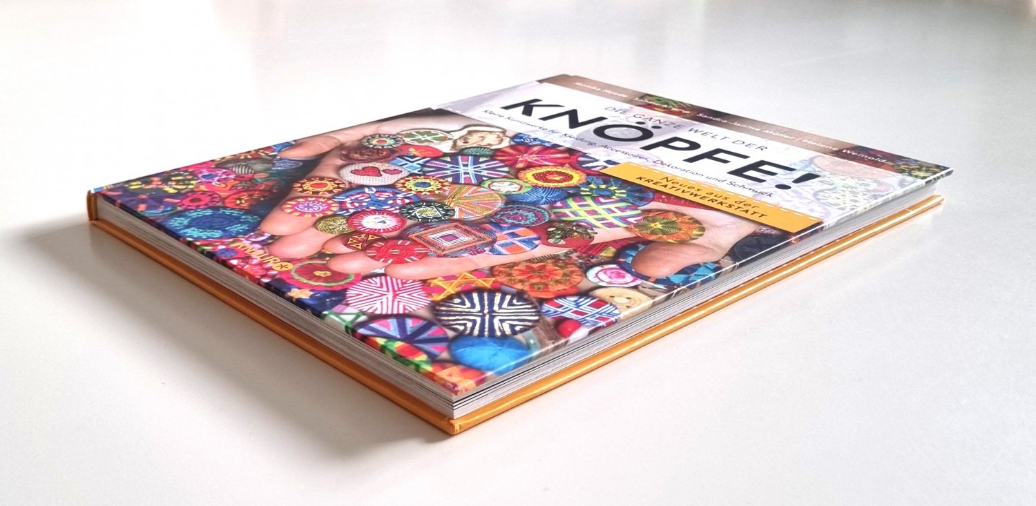 Die ganze Welt der Knöpfe!(*´꒳`*) Die ganze Welt der Knöpfe!: Kleine Kunstwerke für Kleidung